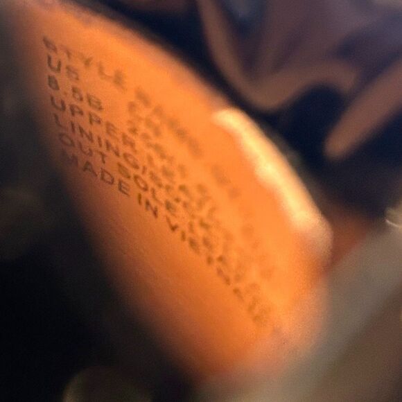 Kate Spade Strudel Black Patent Leather Twist Bow Pumps 3" Heels - Women's 8.5 - Picture 9 of 9